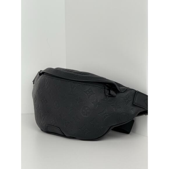 Louis Vuitton Discovery Bumbag Monogram Shadow Leather PM - Picture 1 of 10
